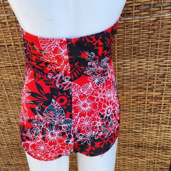 Catalina Hawaiian Print PLUS halter Swimsuit.3X - Picture 2 of 13